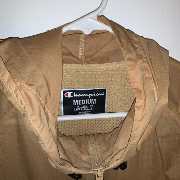 Tan/brown Champion quarter/half zip windbreaker/rain jacket. Size medium - Picture 3 of 3